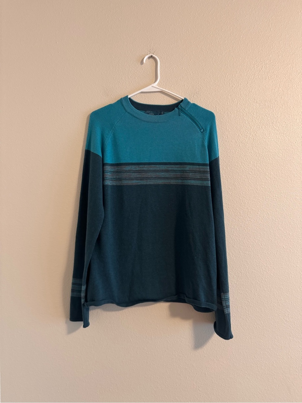 Prana Teal and Navy Crewneck Sweater